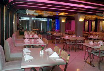 Hotel Tanisha Hyderabad Exterior foto