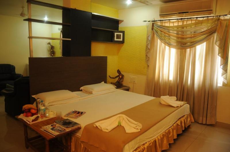 Hotel Tanisha Hyderabad Exterior foto